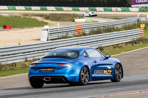 Alpine-stage-pilotage-a110