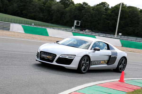 stage audi r8