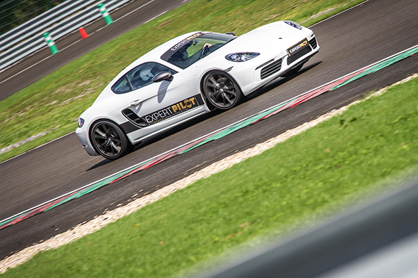 pilotage-porsche-cayman