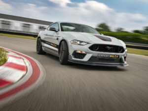 Stages Mustang