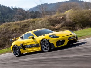 GT4 RS