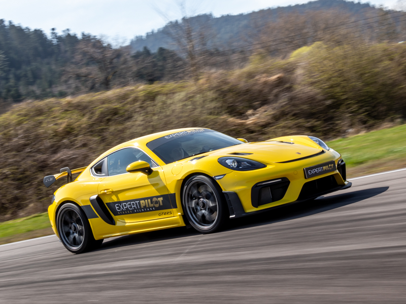 GT4 RS