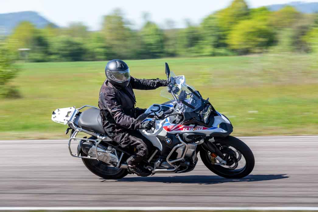 MOTO